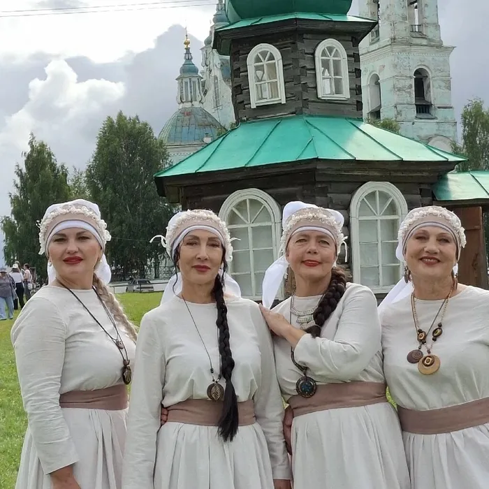 Межрегиональный фестиваль «Яблочный Спас в Нижней Синячихе»